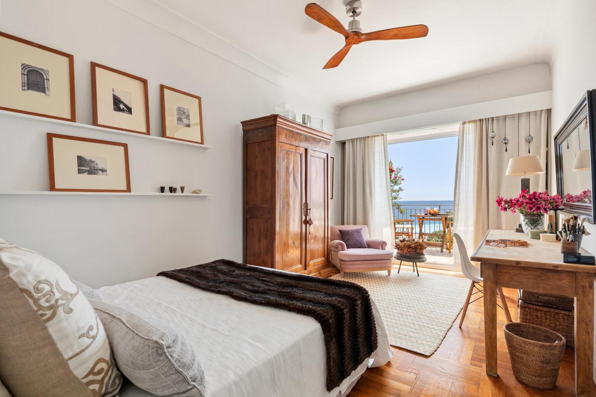 Apartamento Unique Sea View Apartment, Center, 100m2 *