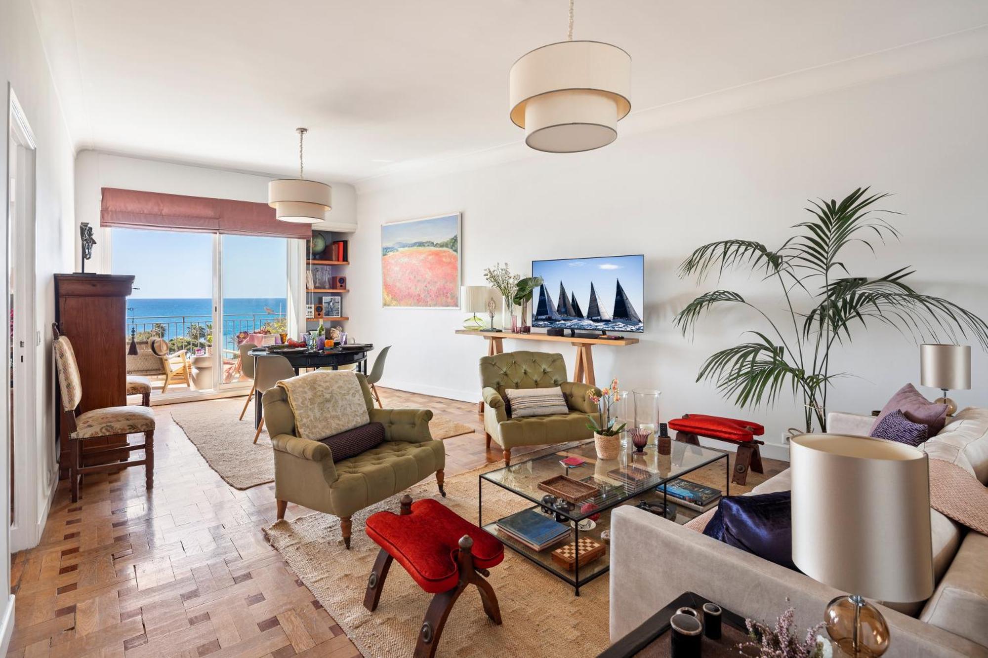 Apartamento Unique Sea View Apartment, Center, 100m2 *