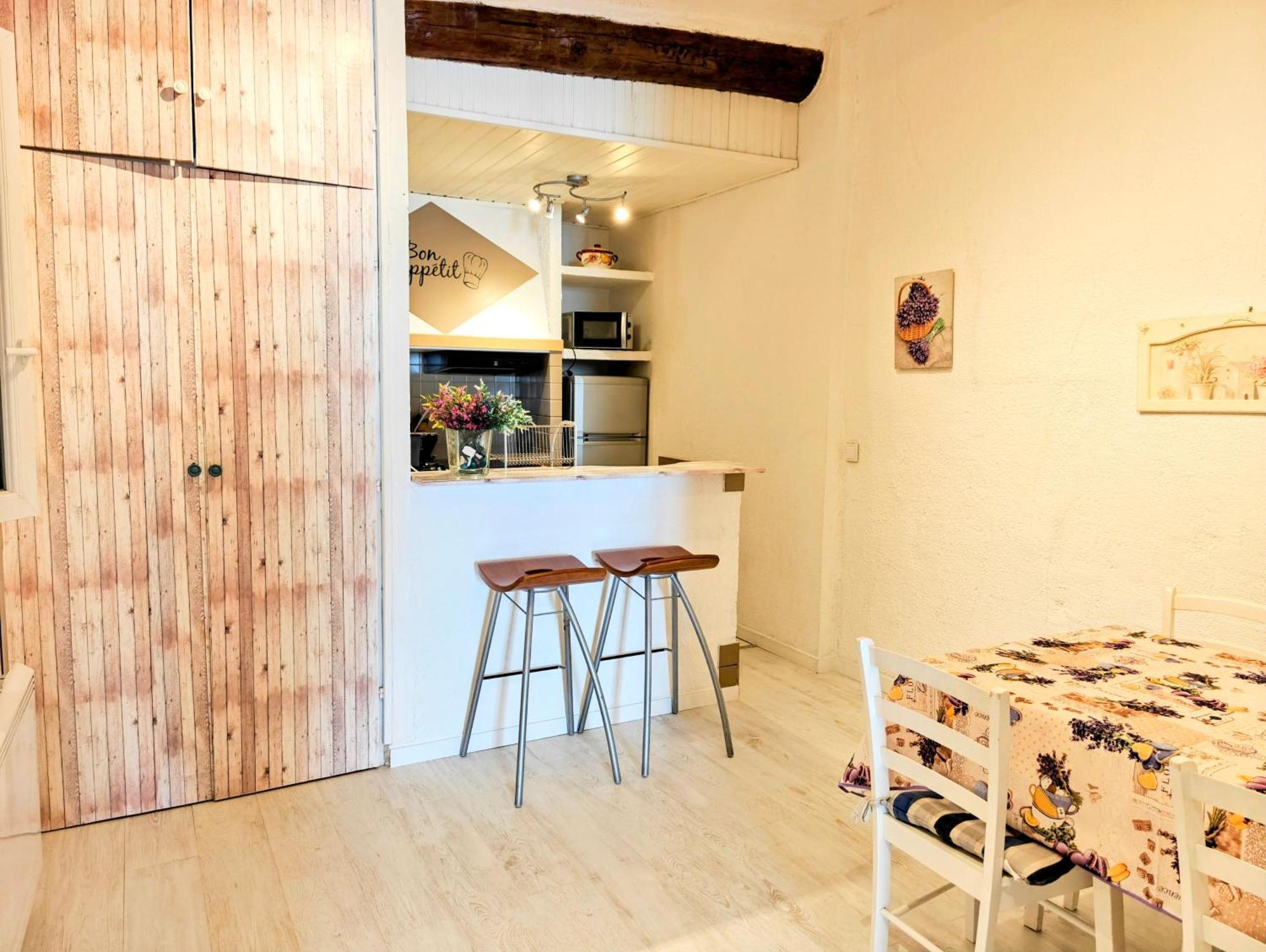 Apartamento St Joseph - Great Flat - Old Town For 4 *