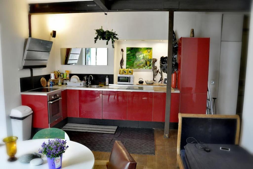 - Stylish Downtown * Nice