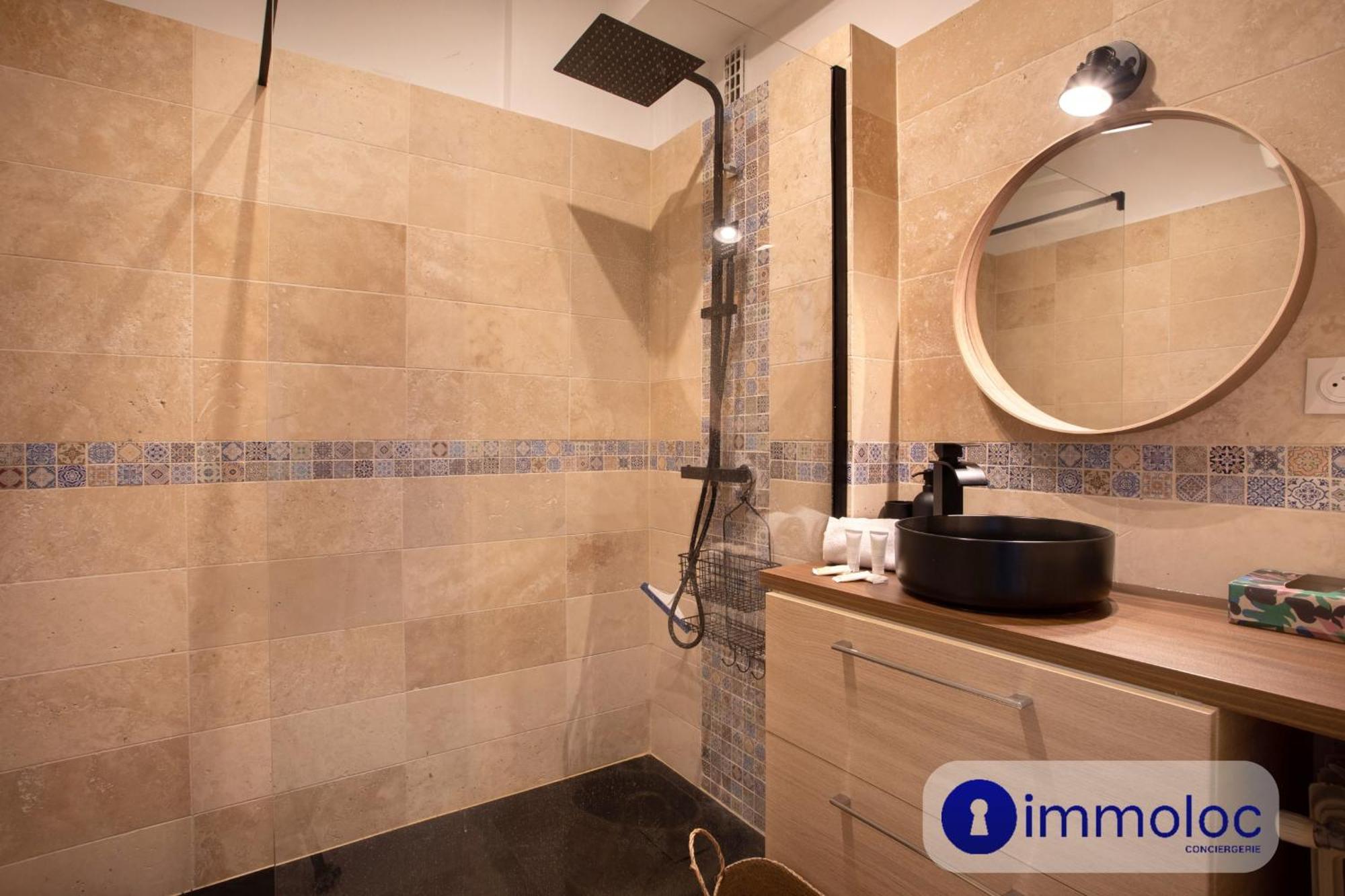 With Air Conditioning Liberation Apartment Nice