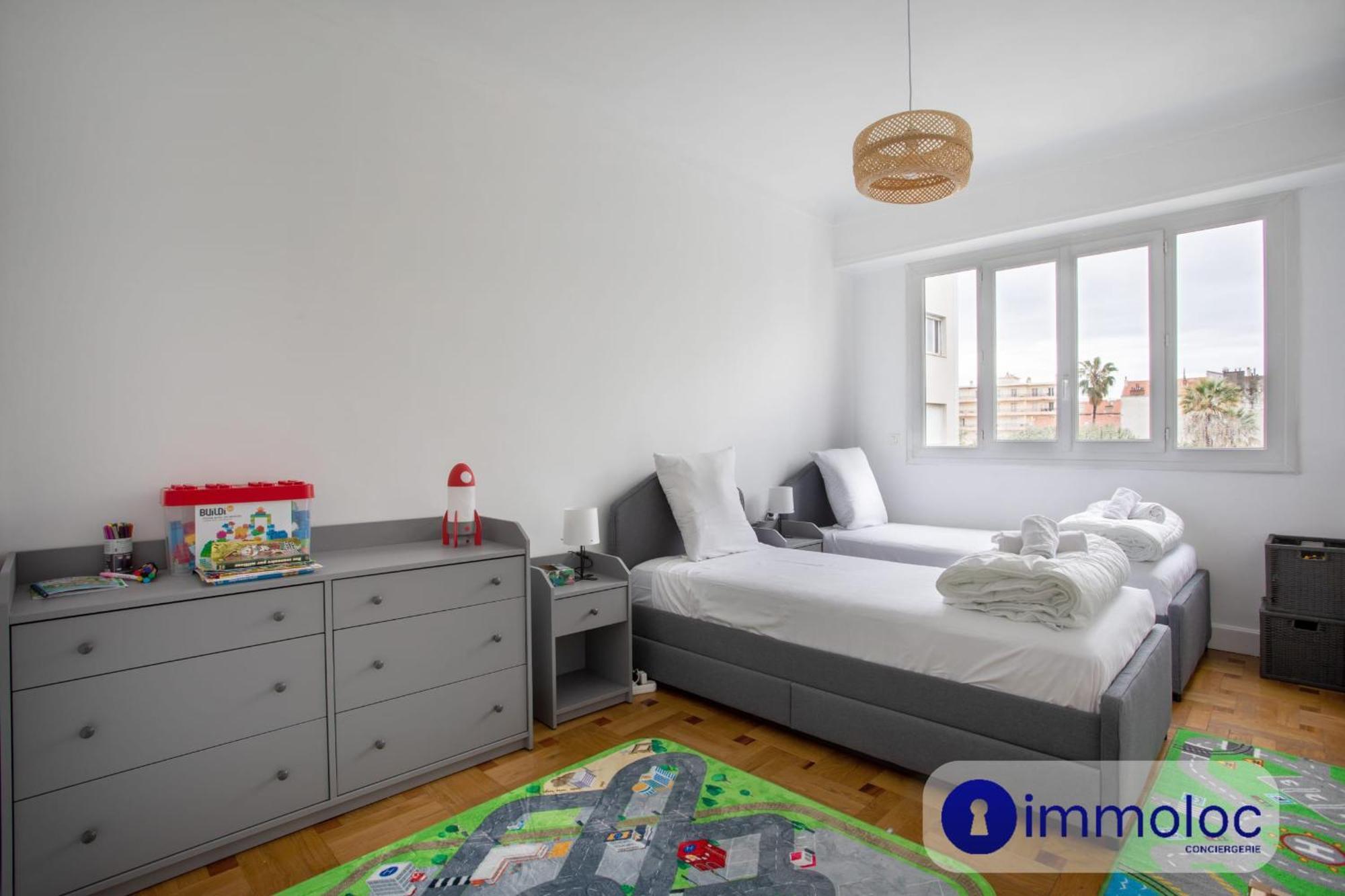 With Air Conditioning Liberation