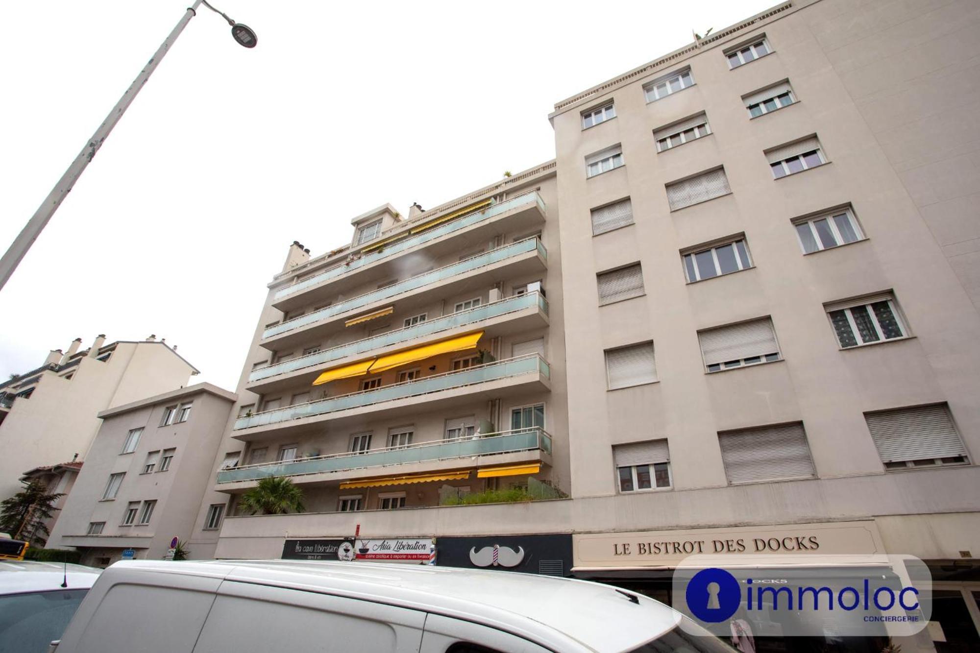 With Air Conditioning Liberation *