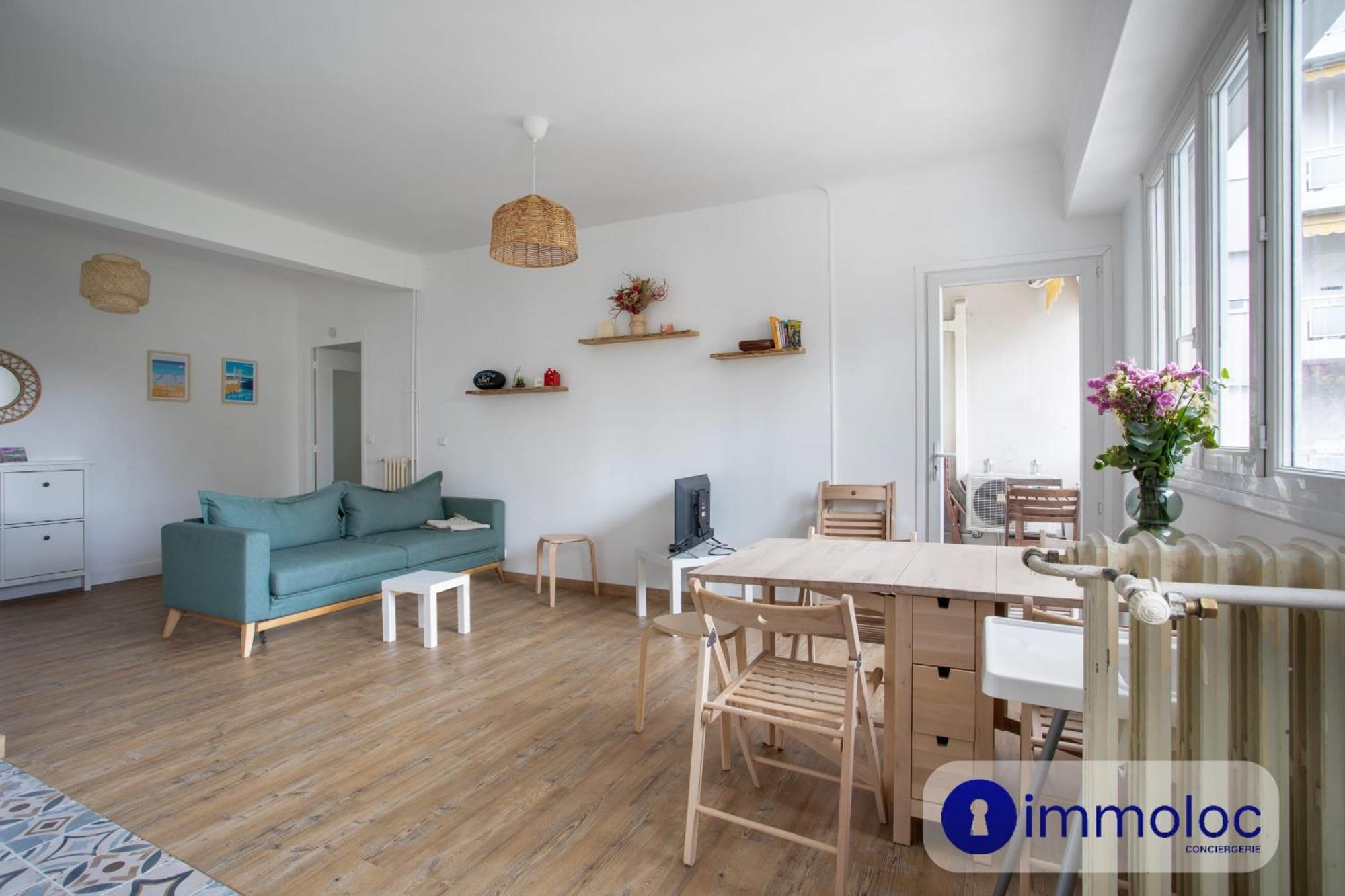 With Air Conditioning Liberation Apartment Nice