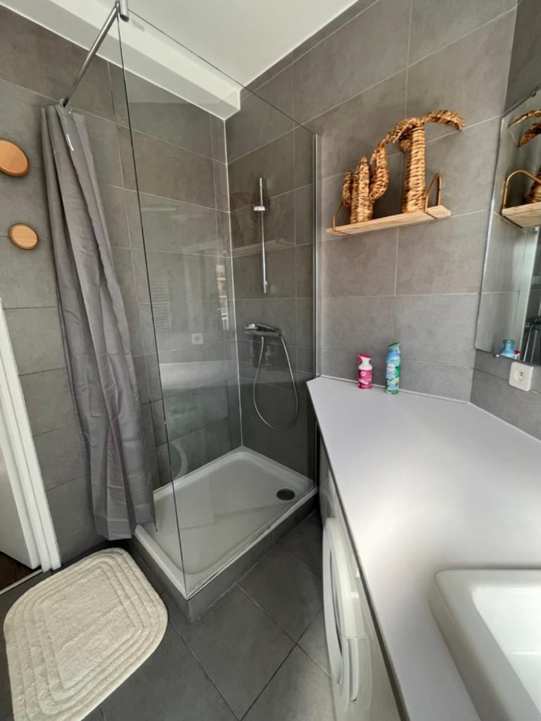 Avec Vue Apartment *