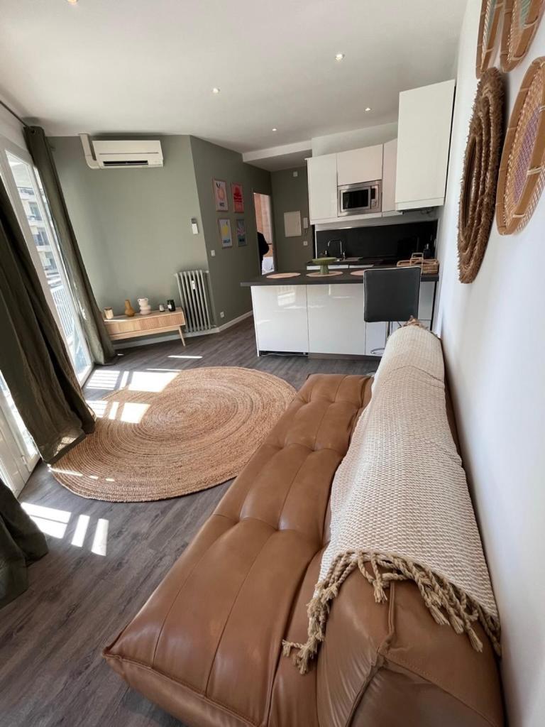 Avec Vue Apartment