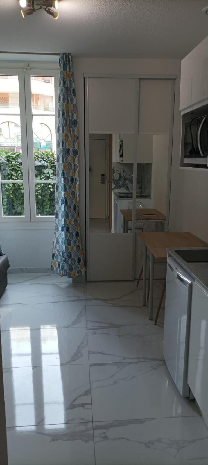 Magnifique Studio 1 Au Rdc A Cote De La A 2 Mins De La Apartment *