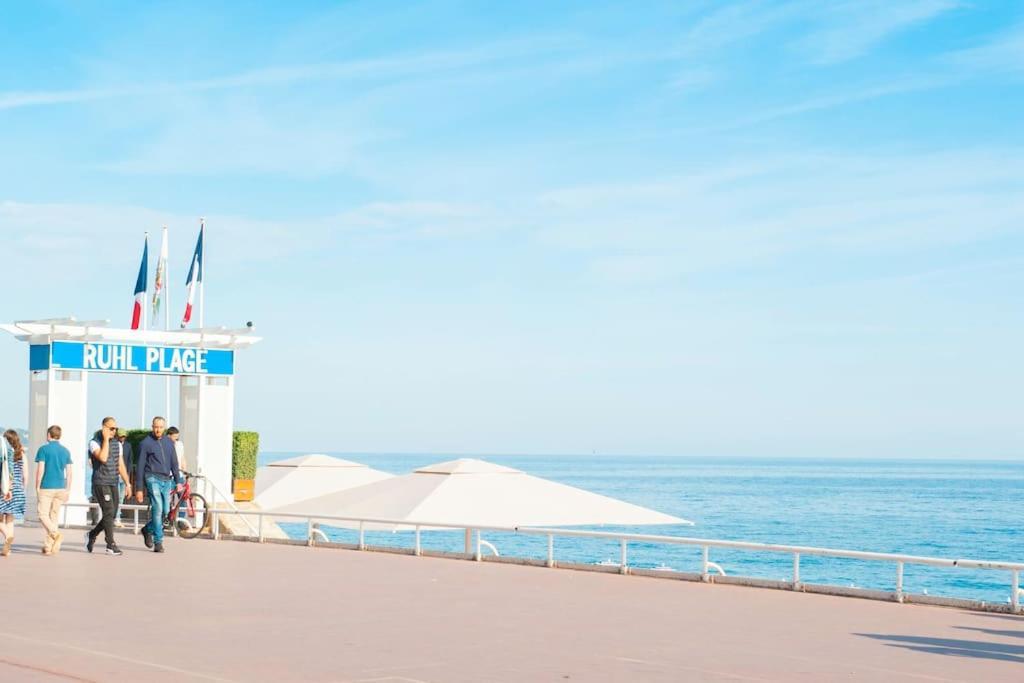 Apartment 50 Meters From The ! Location In Nice