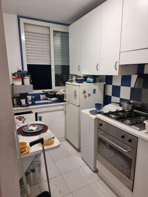 Apartment T1 Cuisine Separe