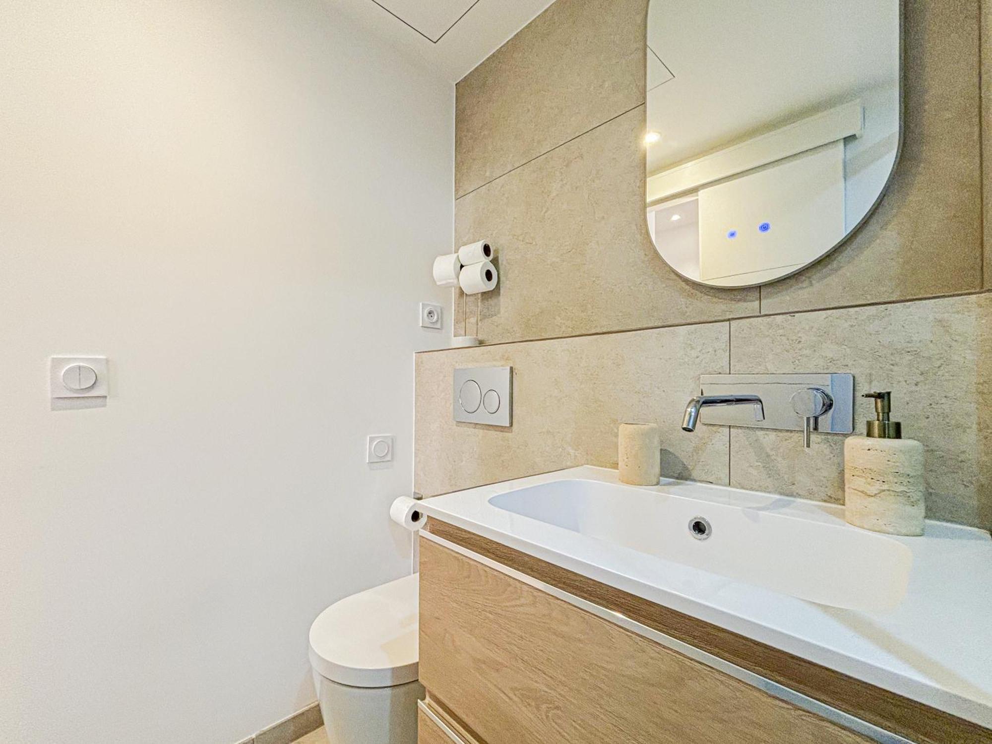Chic Scandinavian Style - Wifi, Ac, 2pers Apartment