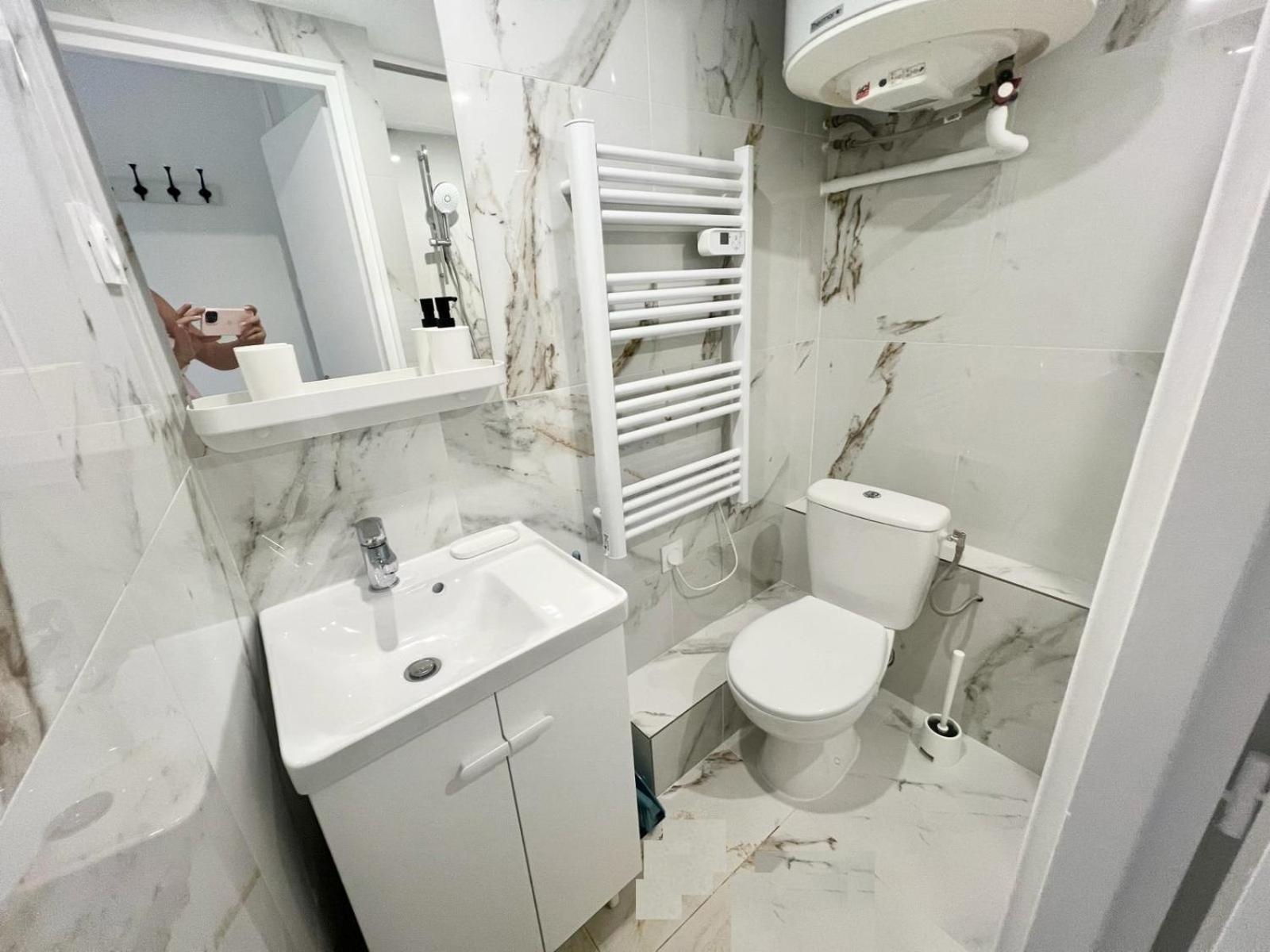 Apartment Moderne Renove Avec Balcon *