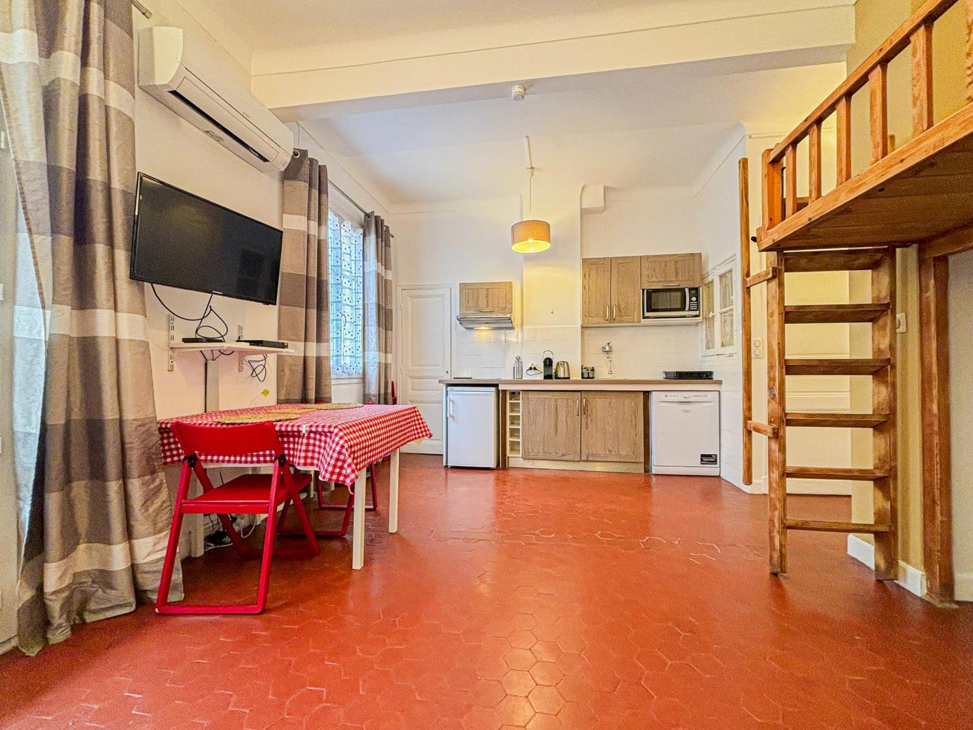 Port De - Wifi, Ac, 3 Pers Apartment