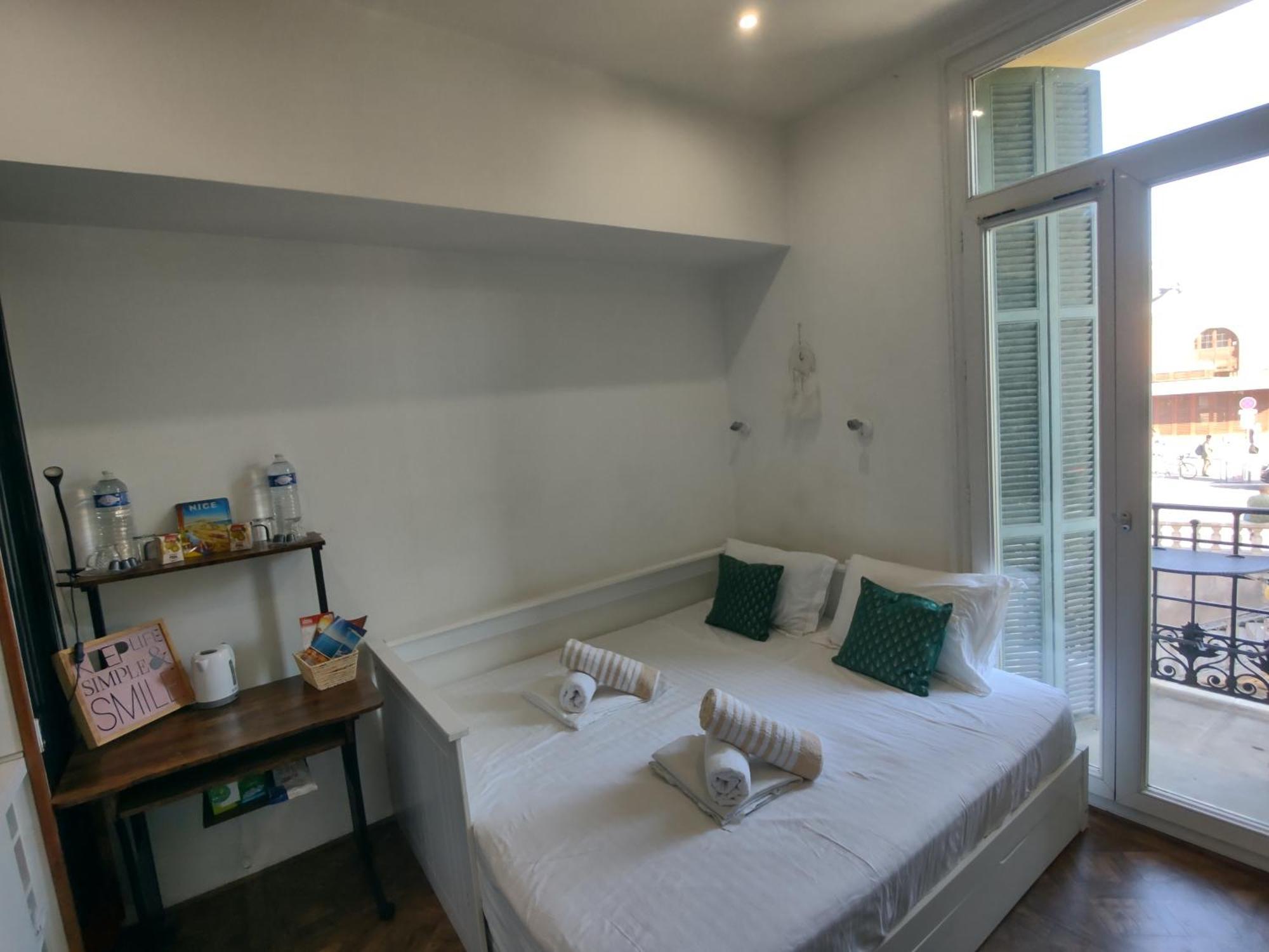 Appartement Lovely Studio Air Conditonned City Center