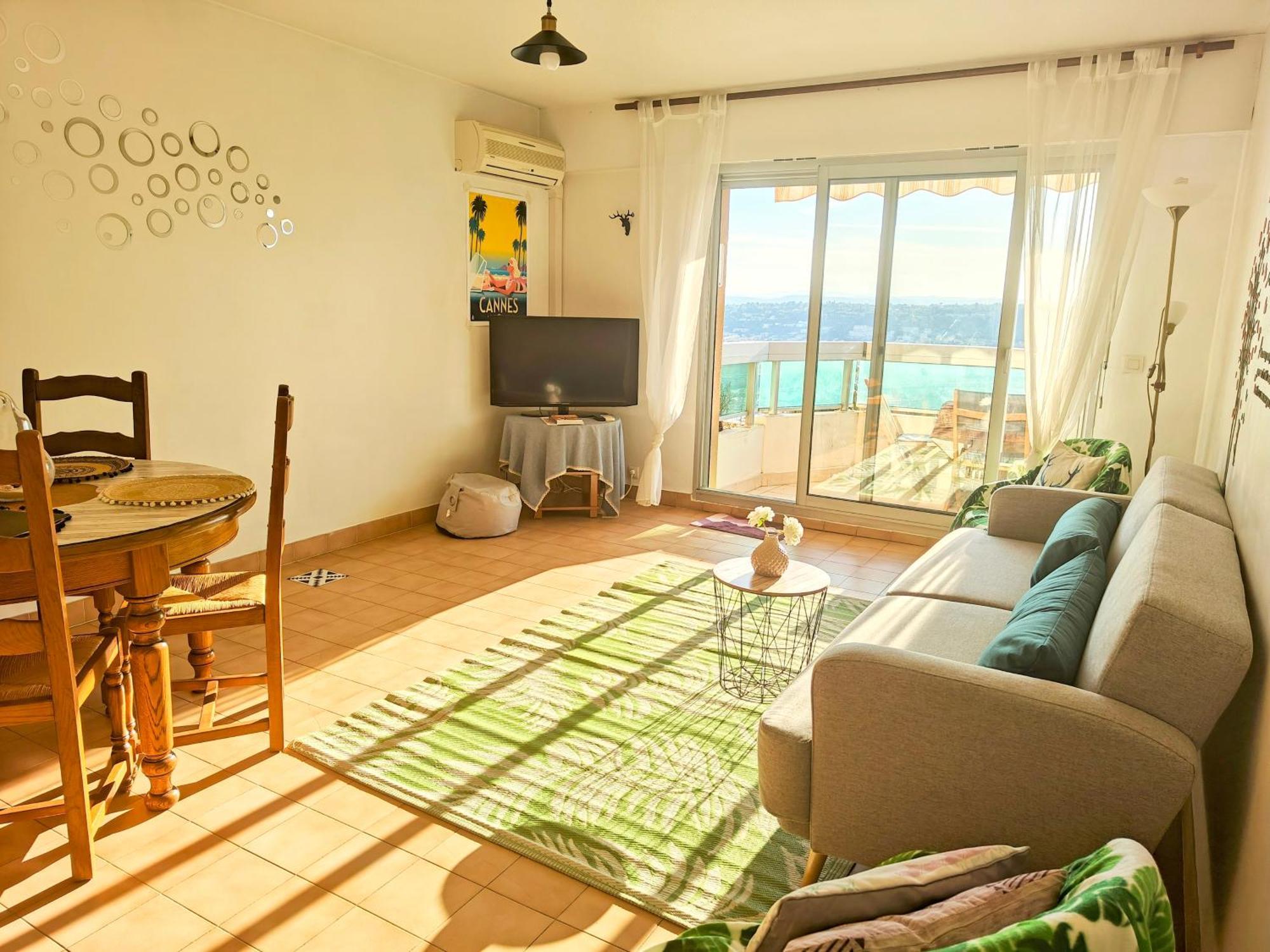 2 Bedroom Flat With Terrasse & Car-park Ouest * Nice