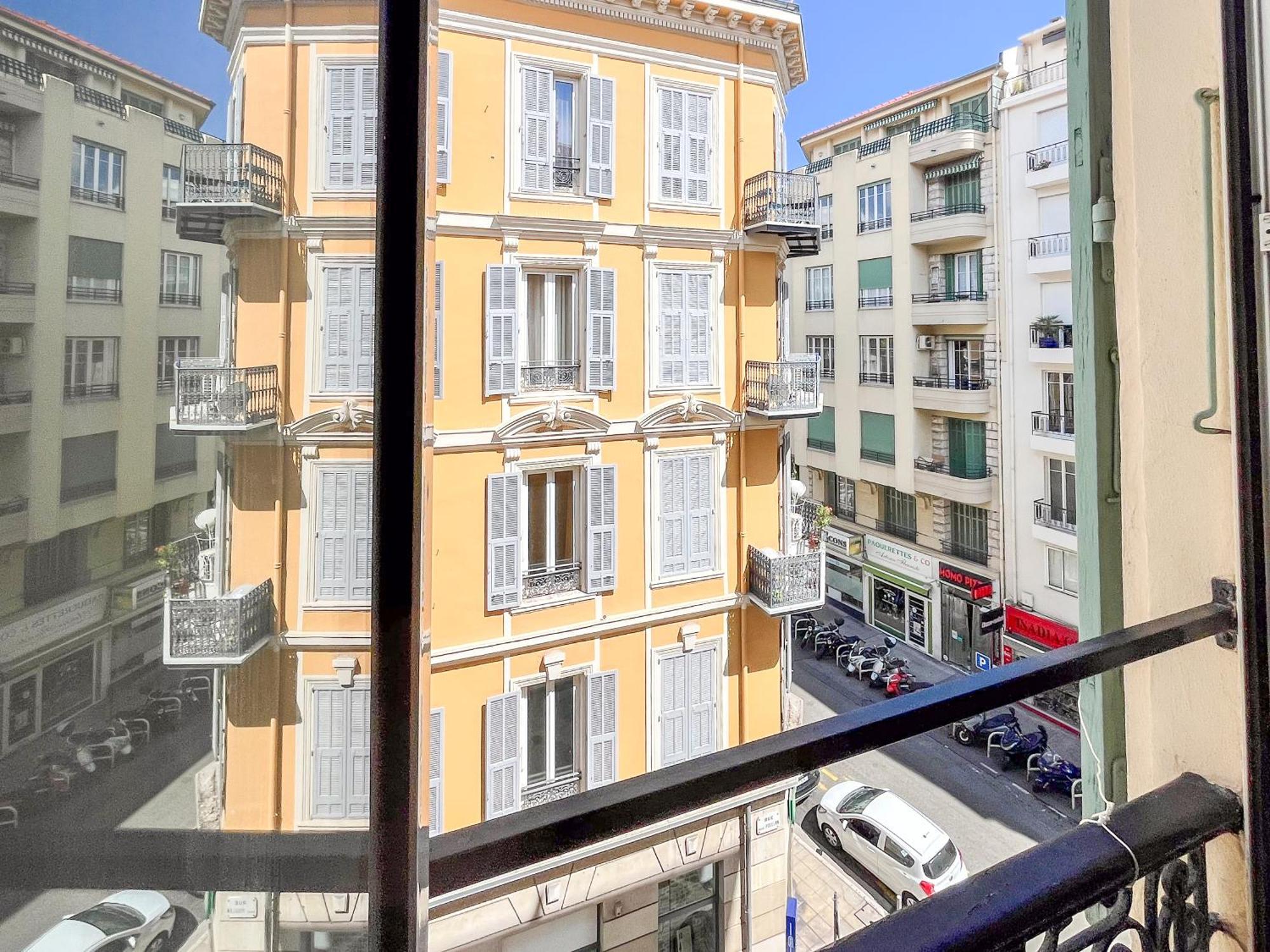 66 4 Pers A/c Wifi Nice