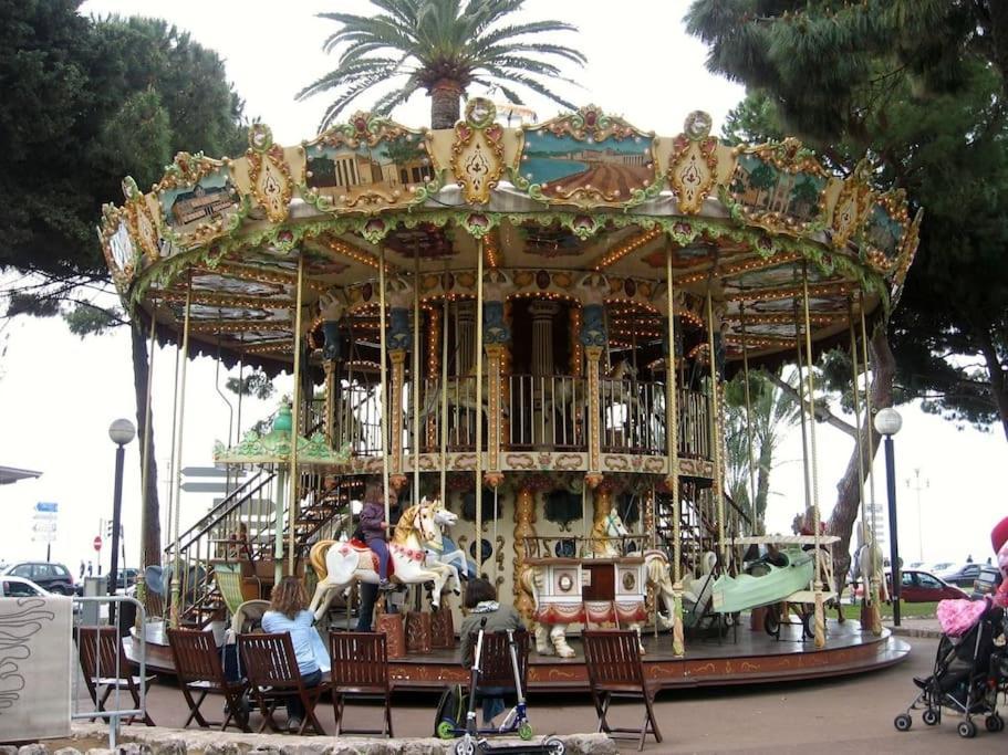 Apartment Luxury On Promenade Des In *