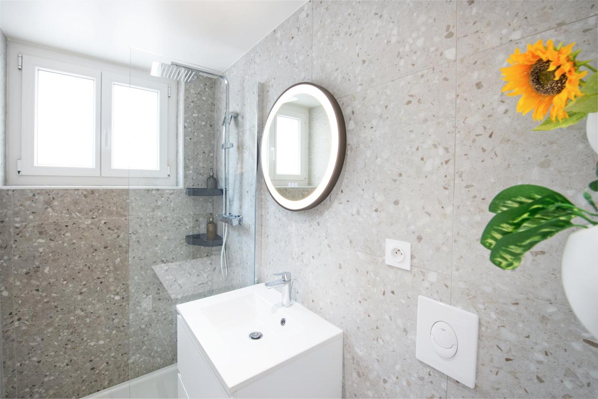 Le Valrose Cocon Urbain Au Coeur De Souplex Nice