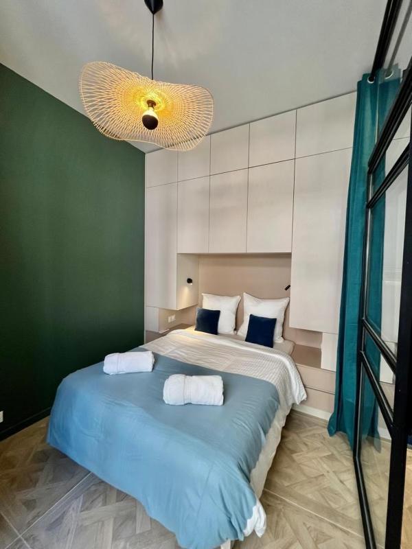 New - Cosy - 10 Min Walk To The ! Apartment