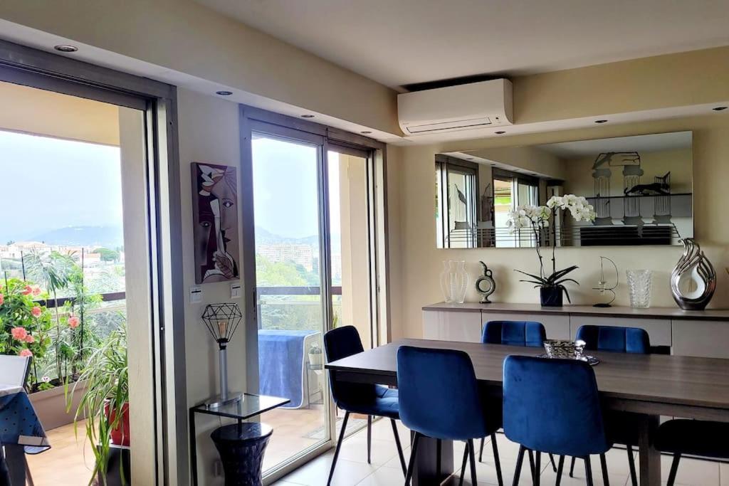 Apartment Duplex Apartment, Sea View And Swimming Pool