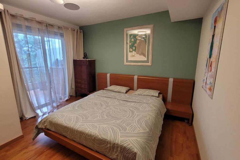 Duplex Apartment, Sea View And Swimming Pool Apartment *
