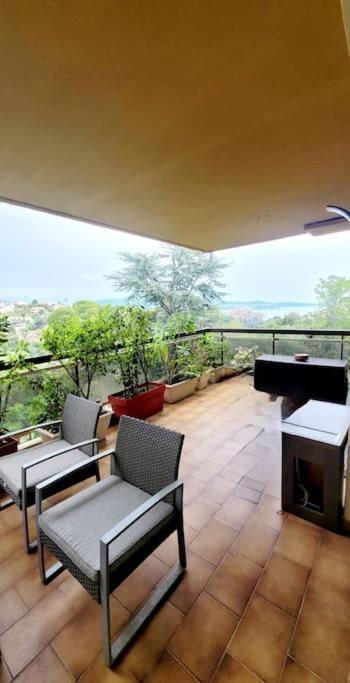 Duplex Apartment, Sea View And Swimming Pool * Nice