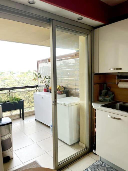 Duplex Apartment, Sea View And Swimming Pool Apartment *