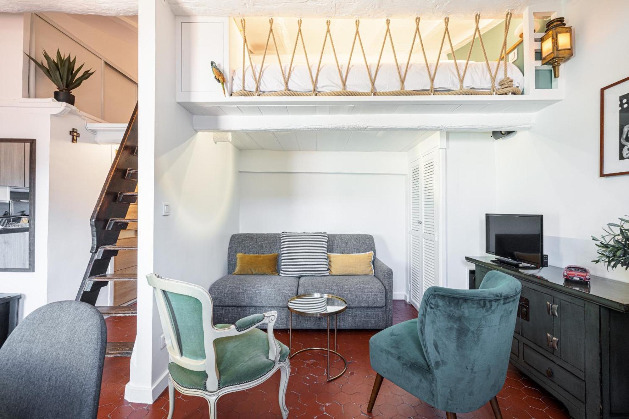 Charming Old Town Apartamento *