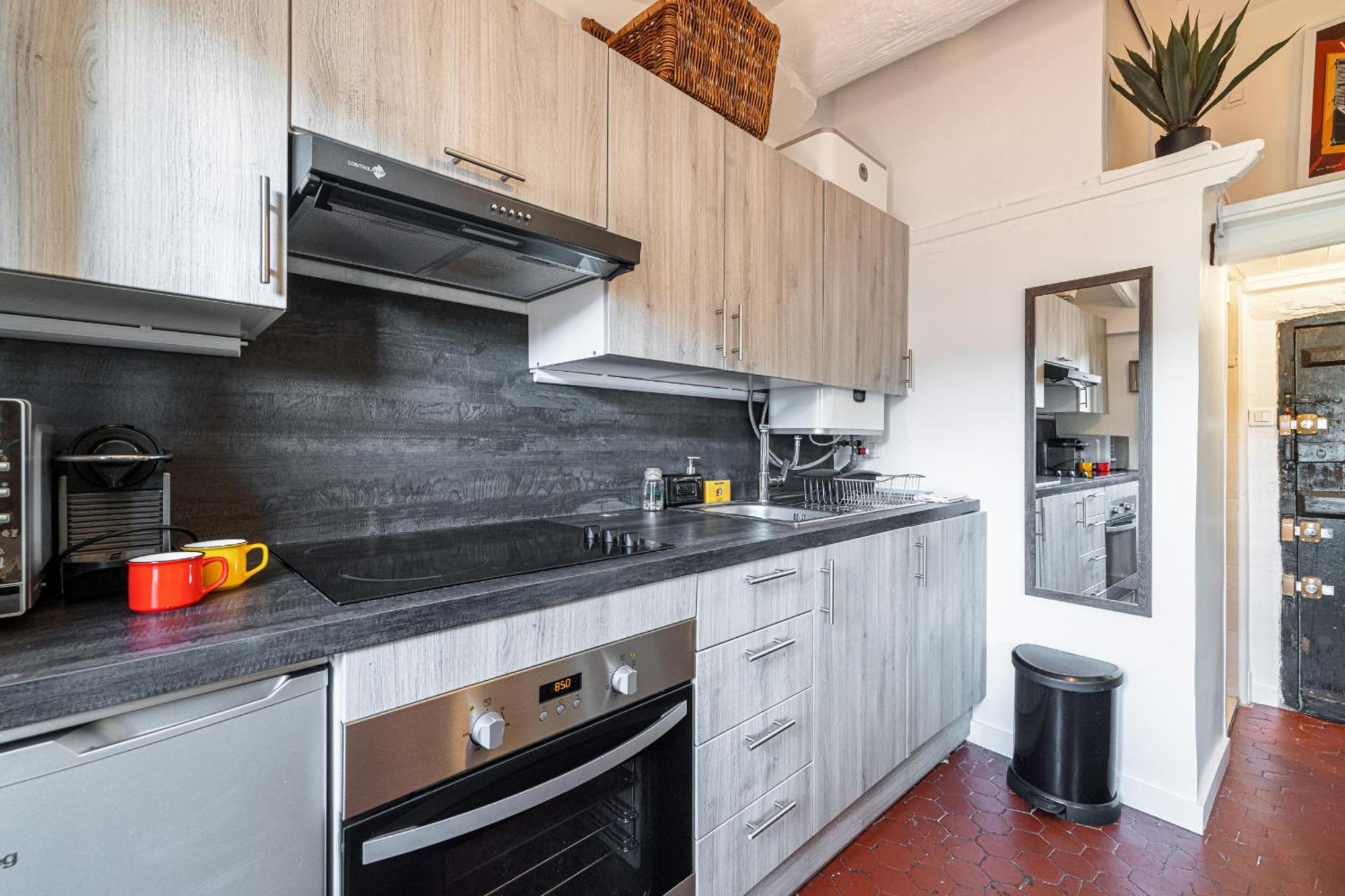 Charming Old Town Apartment