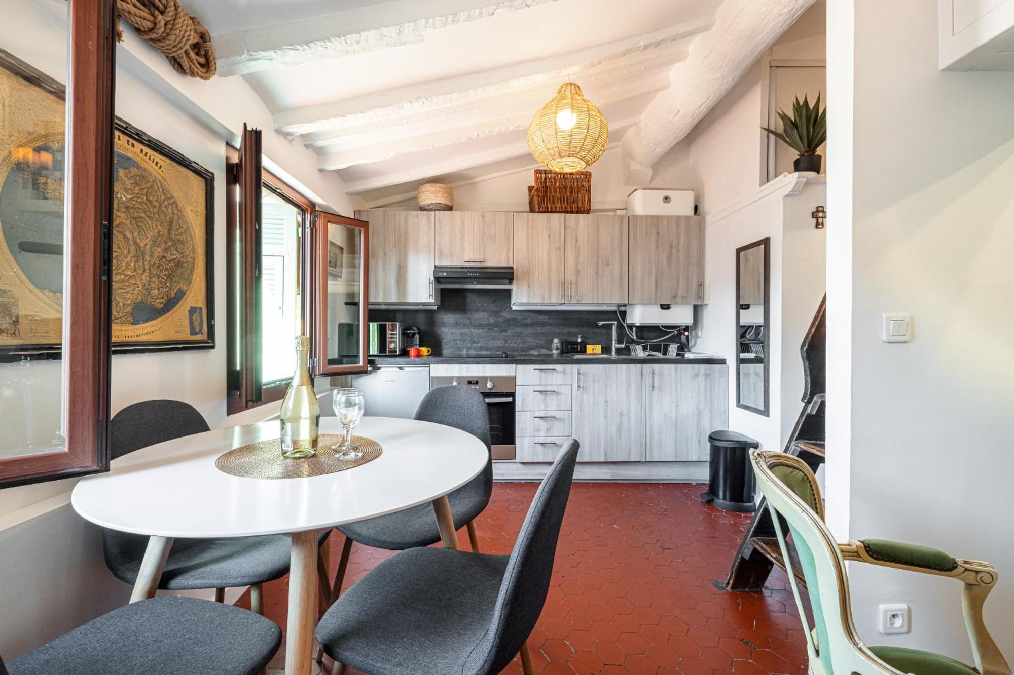 Apartment Charming Old Town Nice