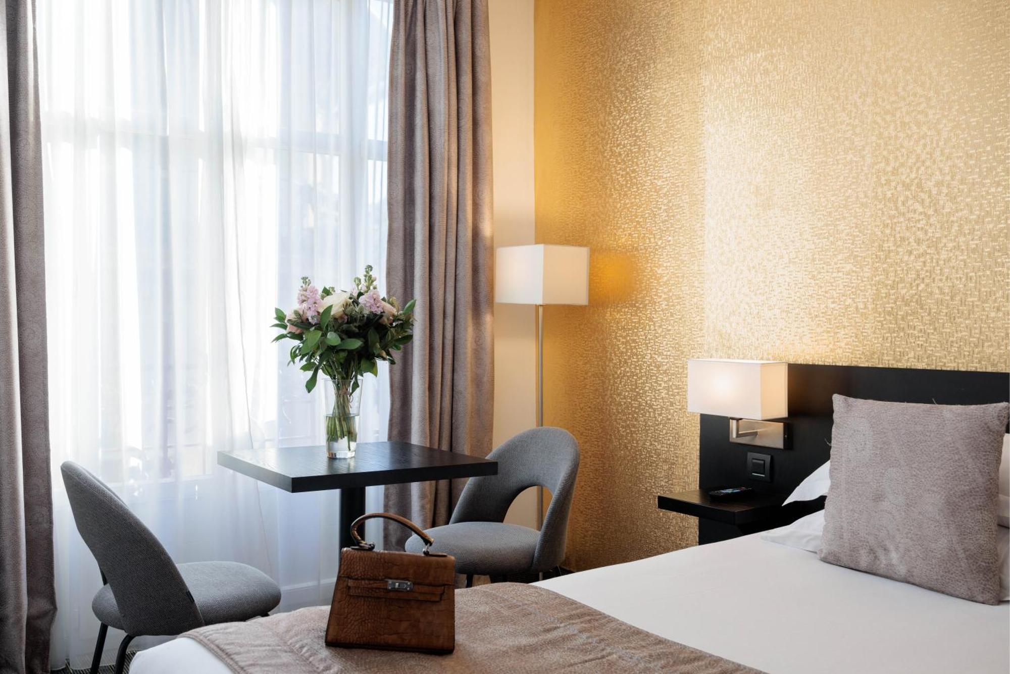 Western Massena Hotel 4*