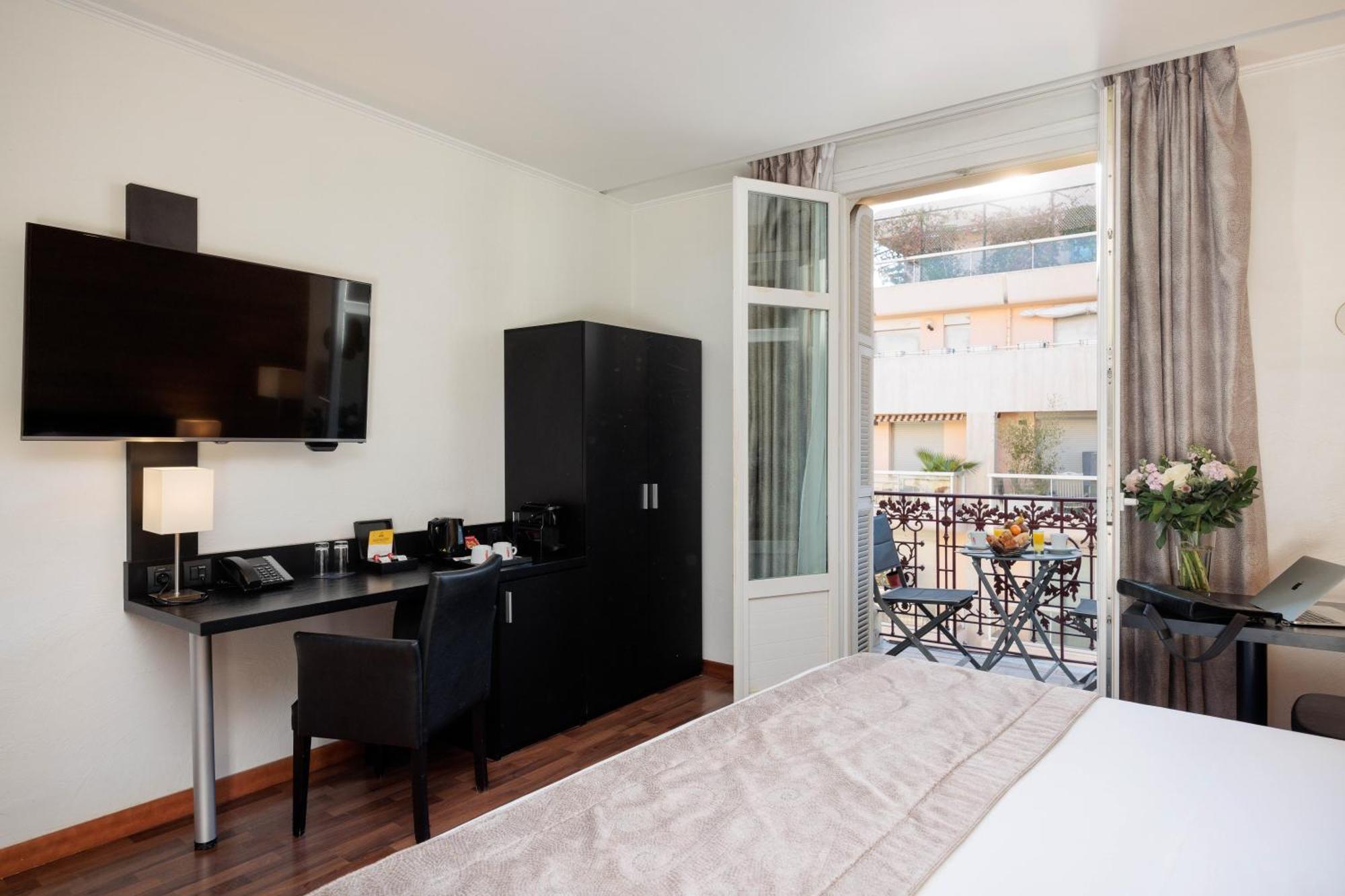 Western Massena Nice