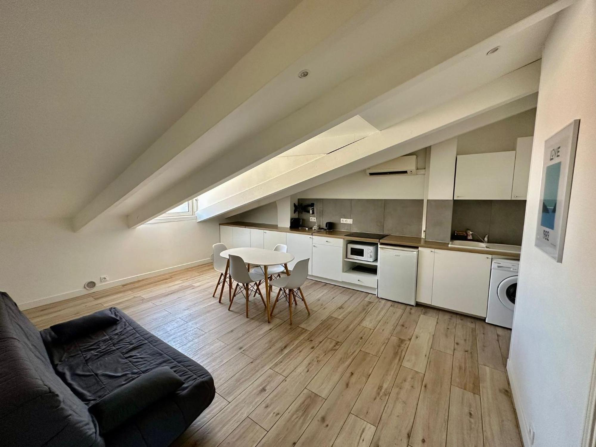 A Meyerbeer Apartment Nice