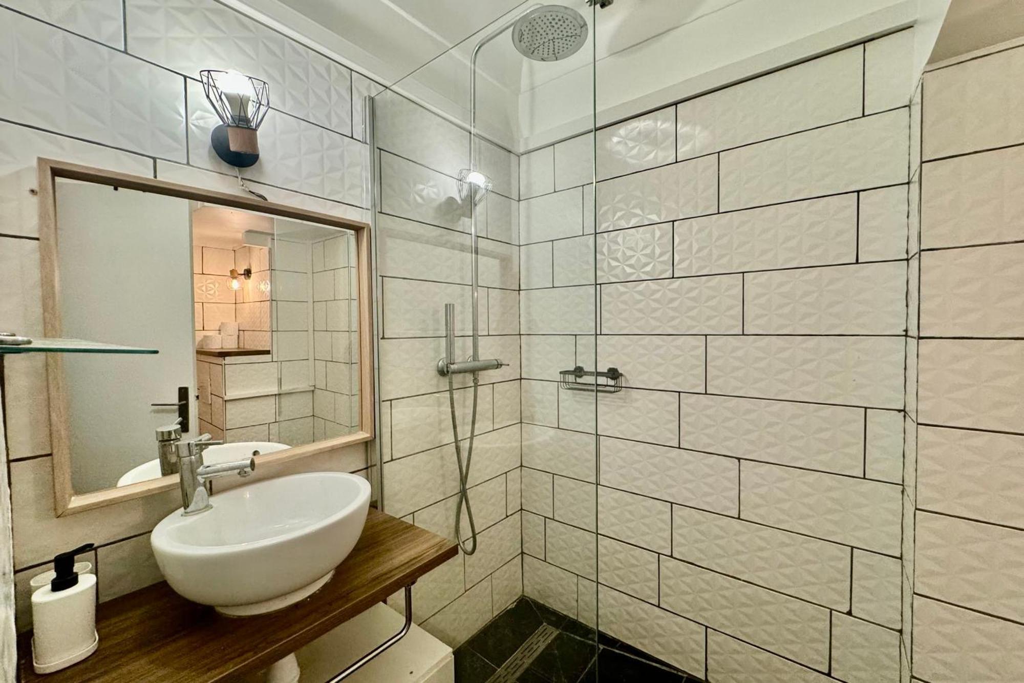 2 Pieces Hyper-centre Carabacel Apartment