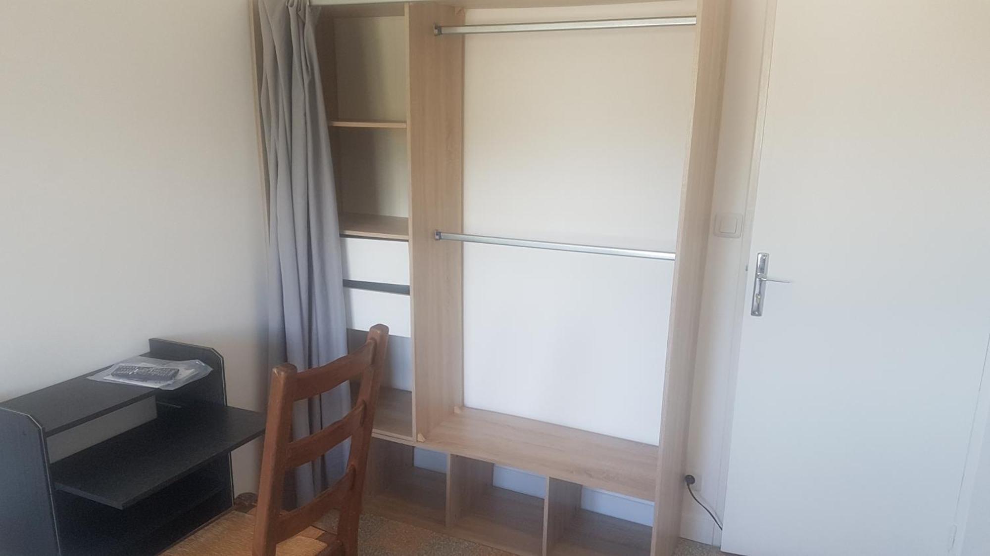 Seaside Tram Haven: Budget-friendly With Kitchen And Views * Nice