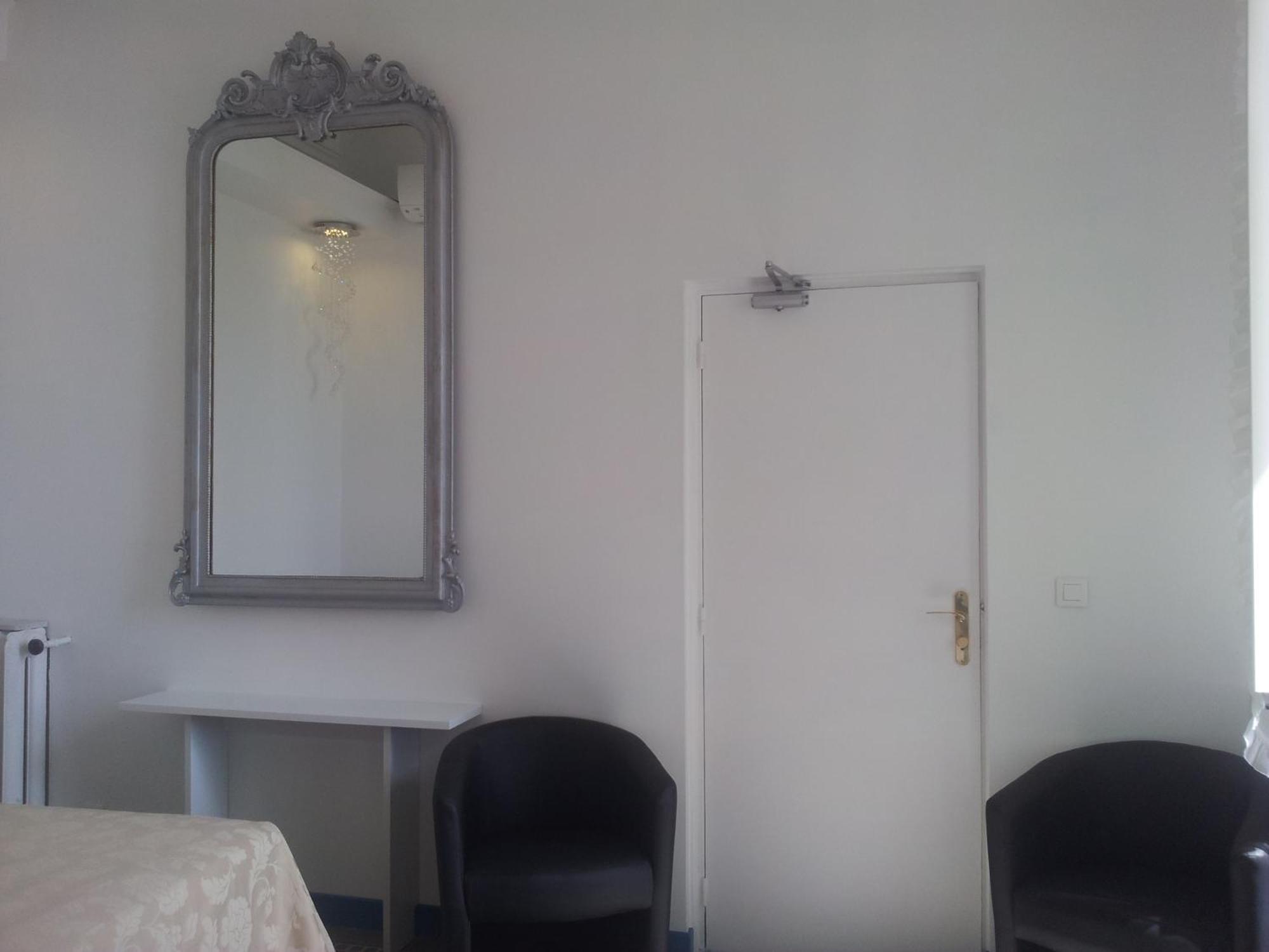 Hotel Cresp 2*