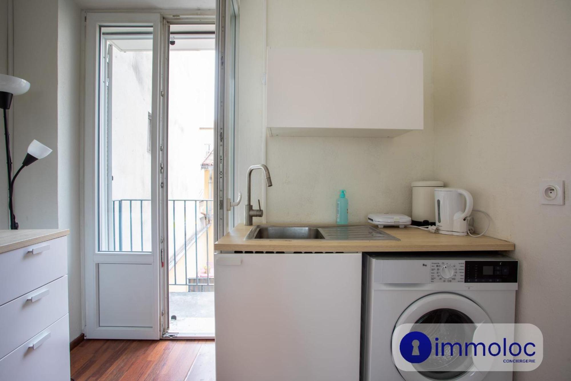 Acropolis Neighbourhood Apartment Nice