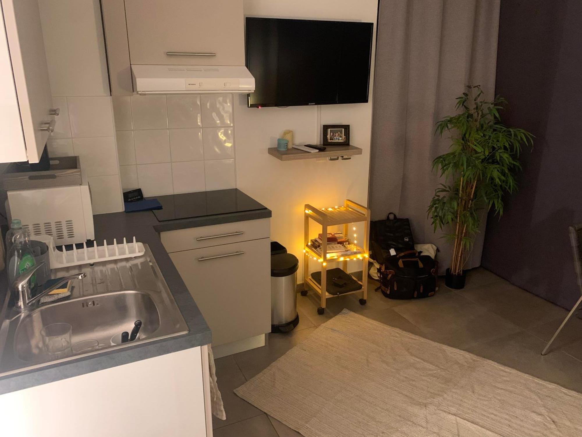 Studio Climatise Proche Plage Apartment