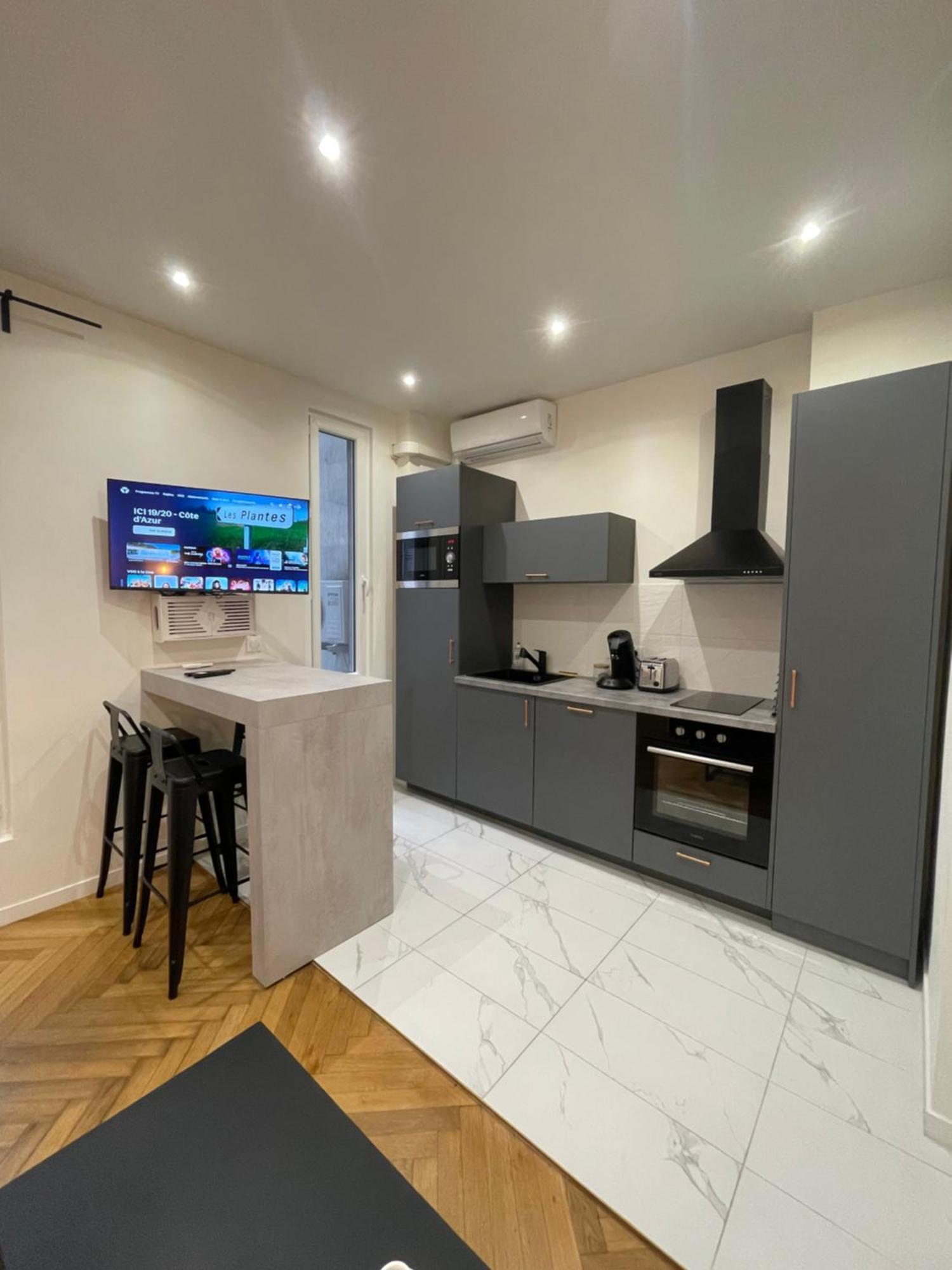 Cosy, Proche Gare Apartment *