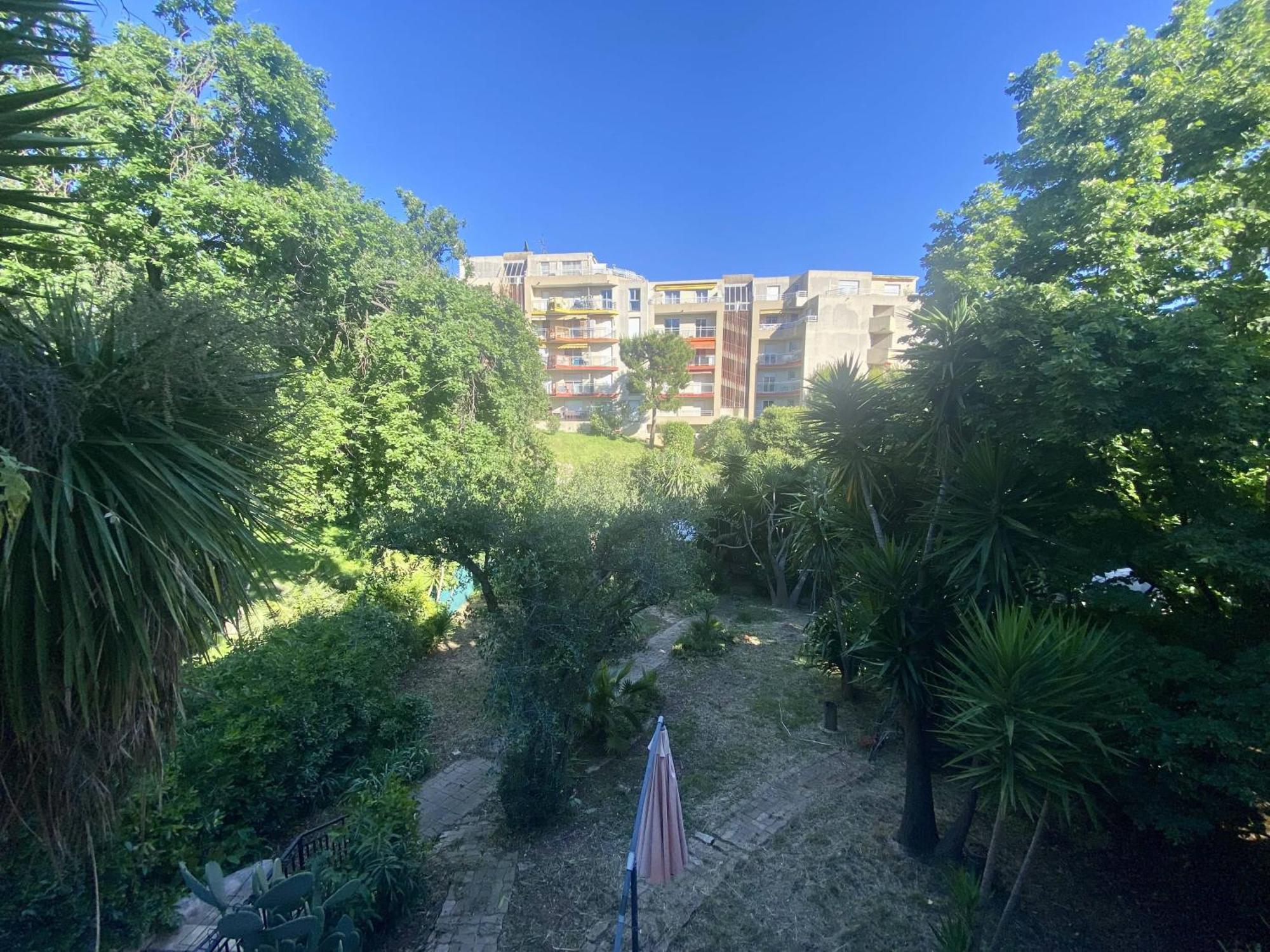 Apartment Ouest-cosy Studio, Clim Wifi