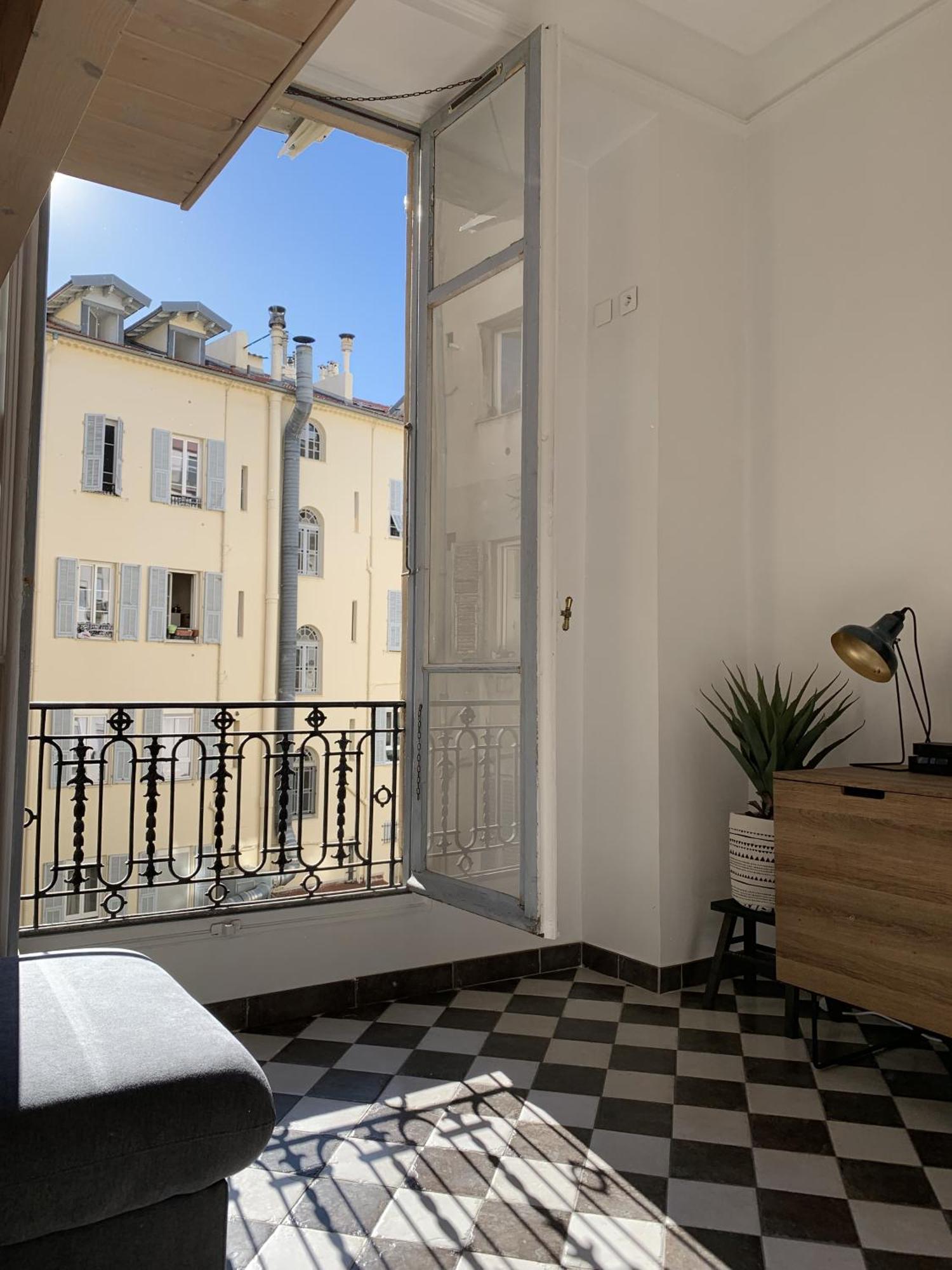 Apartment Au Coeur De La *