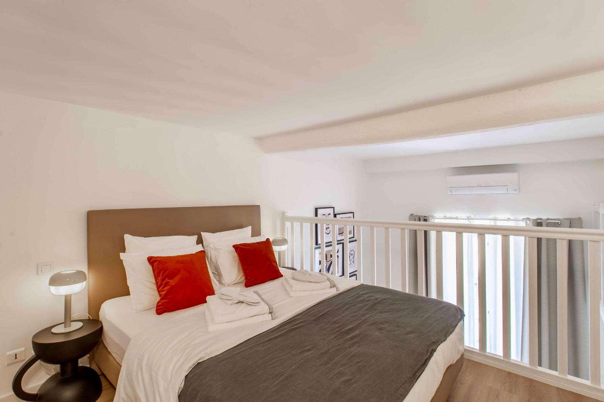 Suede Promenade Duplex At 1 Min From The Sea 2 Bathrooms Apartment *