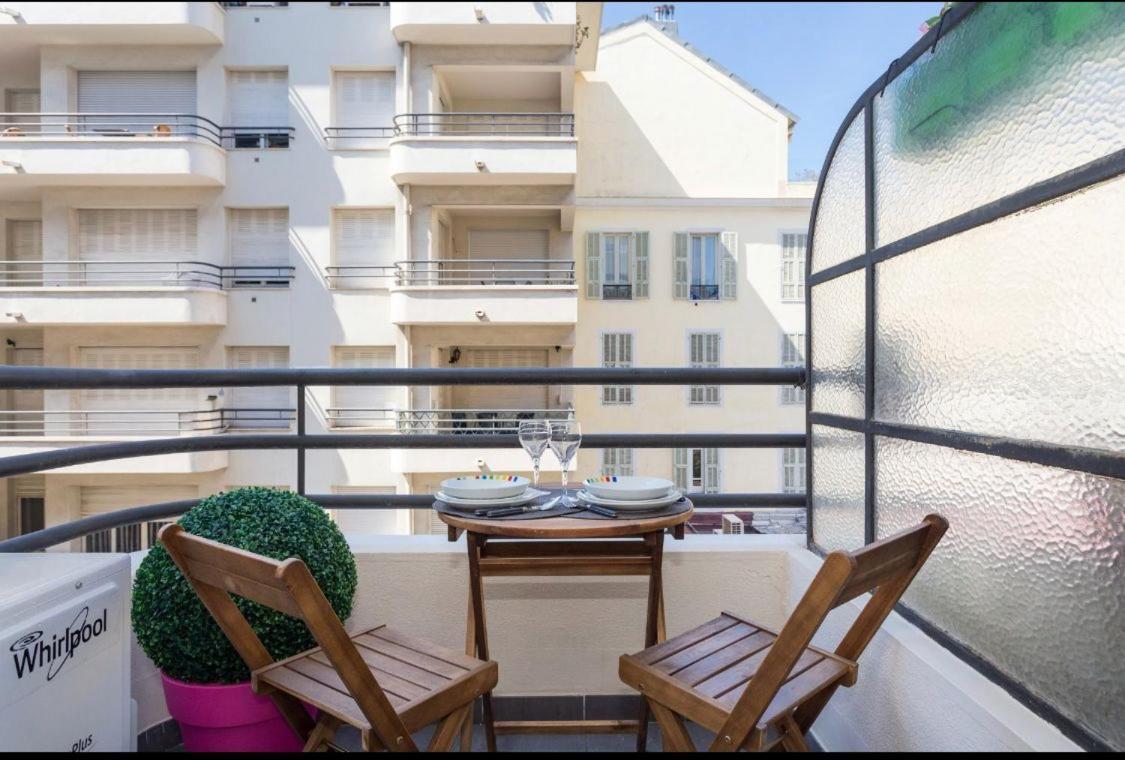Royal Near The Beaches Apartamento