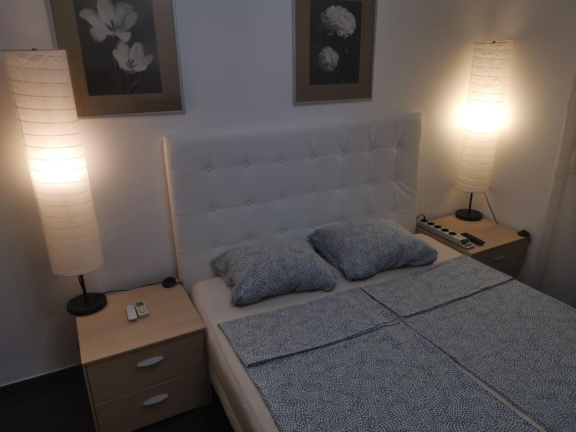 Apartment The Nice: Cozy 3-room Airport Getaway *