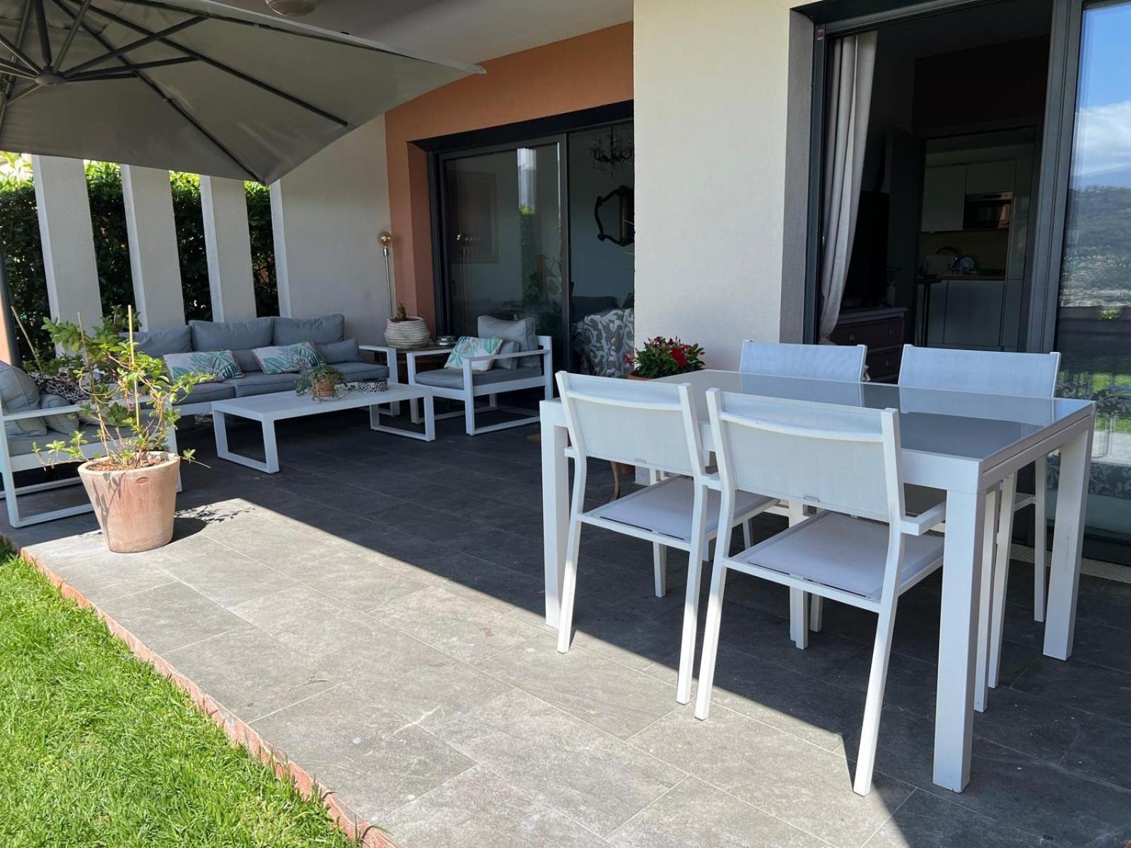 Joli 3 Pieces Ensoleille Sur Les Hauteurs De Nice