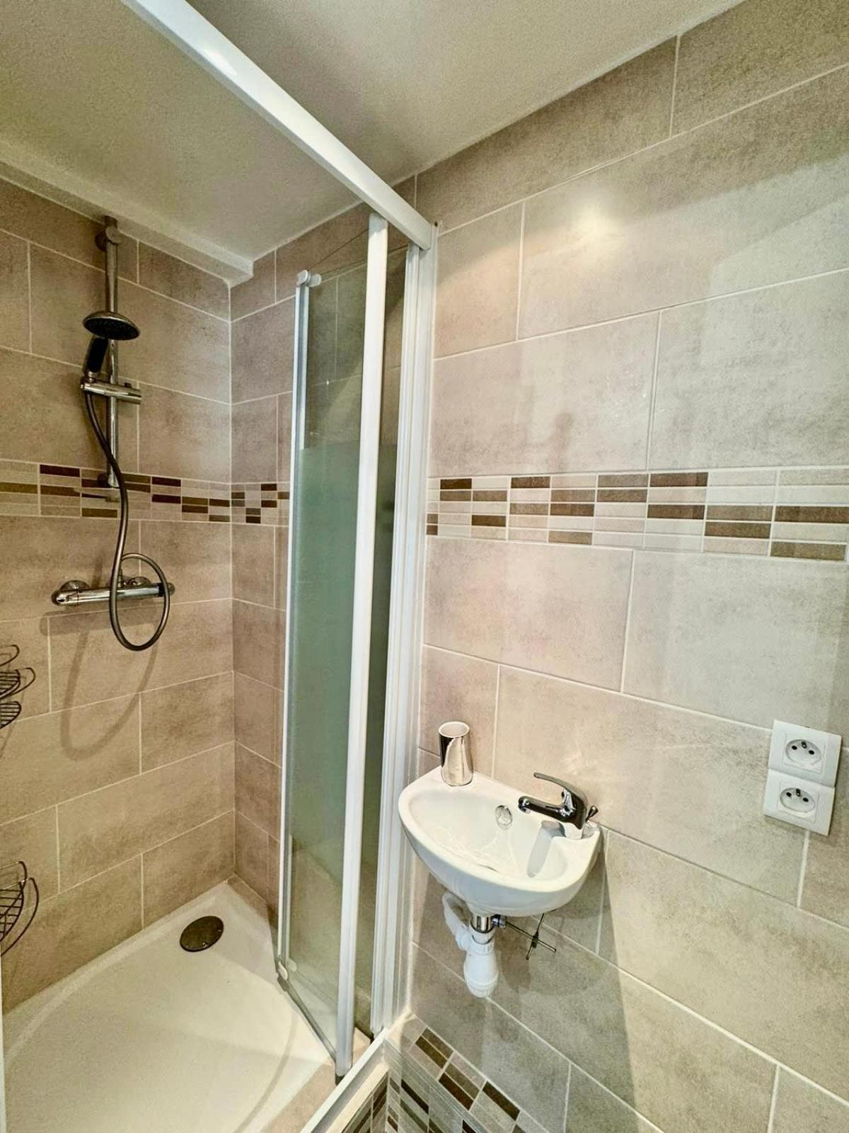 Apartment Port Bonaparte Place Du Pin