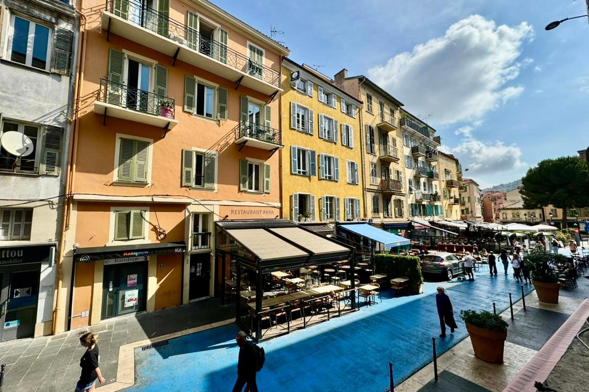 Apartment Port Bonaparte Place Du Pin Nice