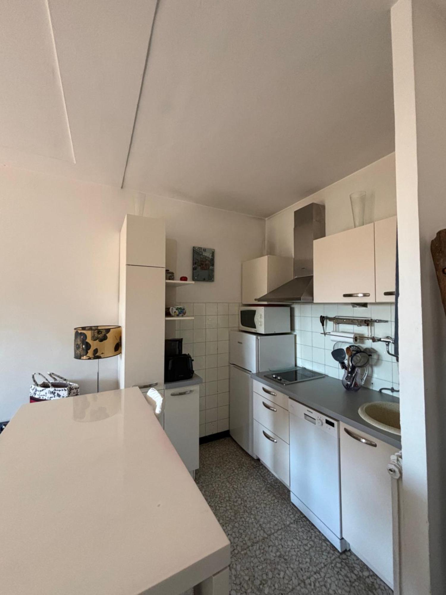 Apartment Corniche Andre De Joly - T2 Lumineux Au Port De *