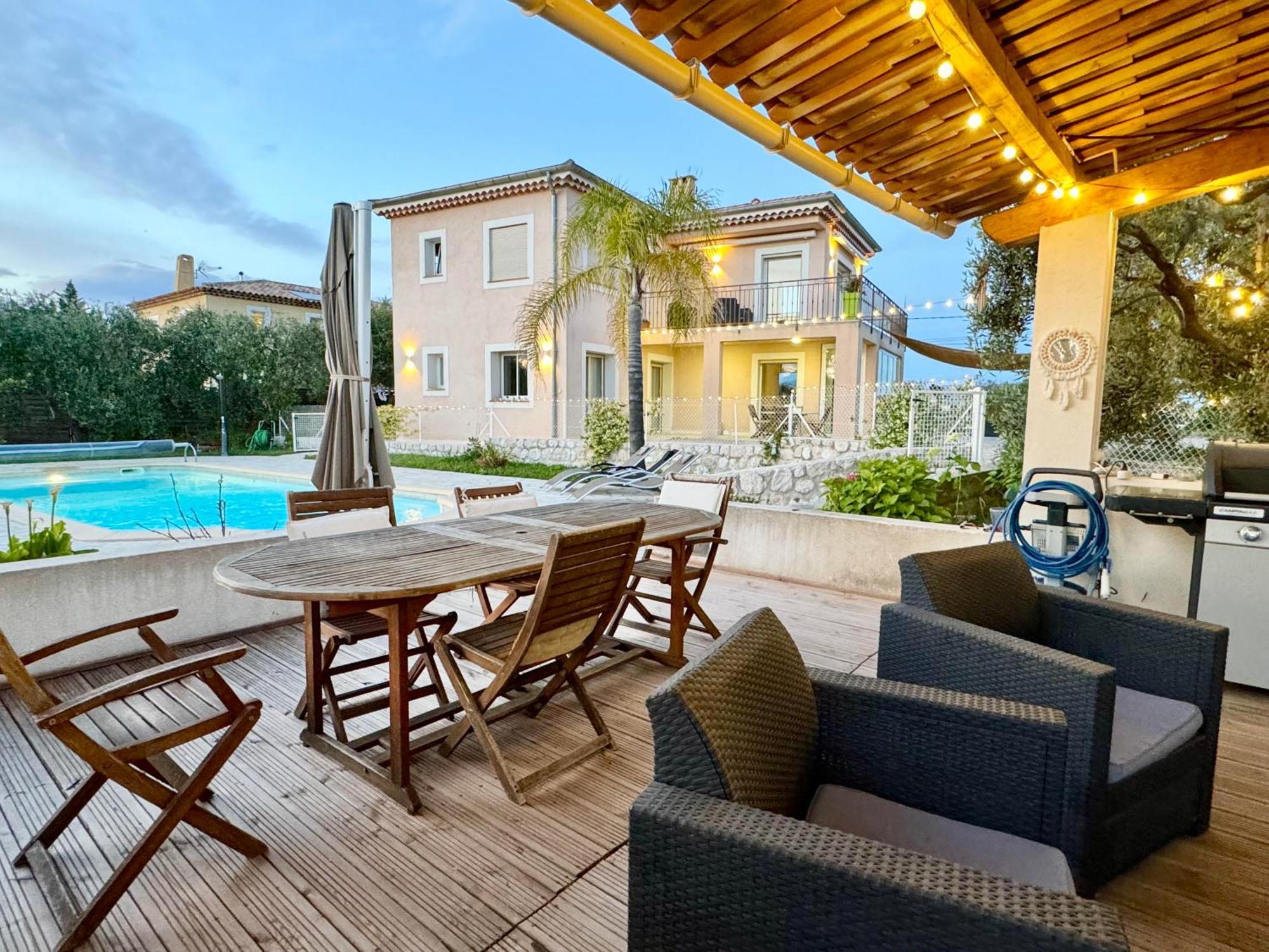 Syagrus - Easy Villa Nice