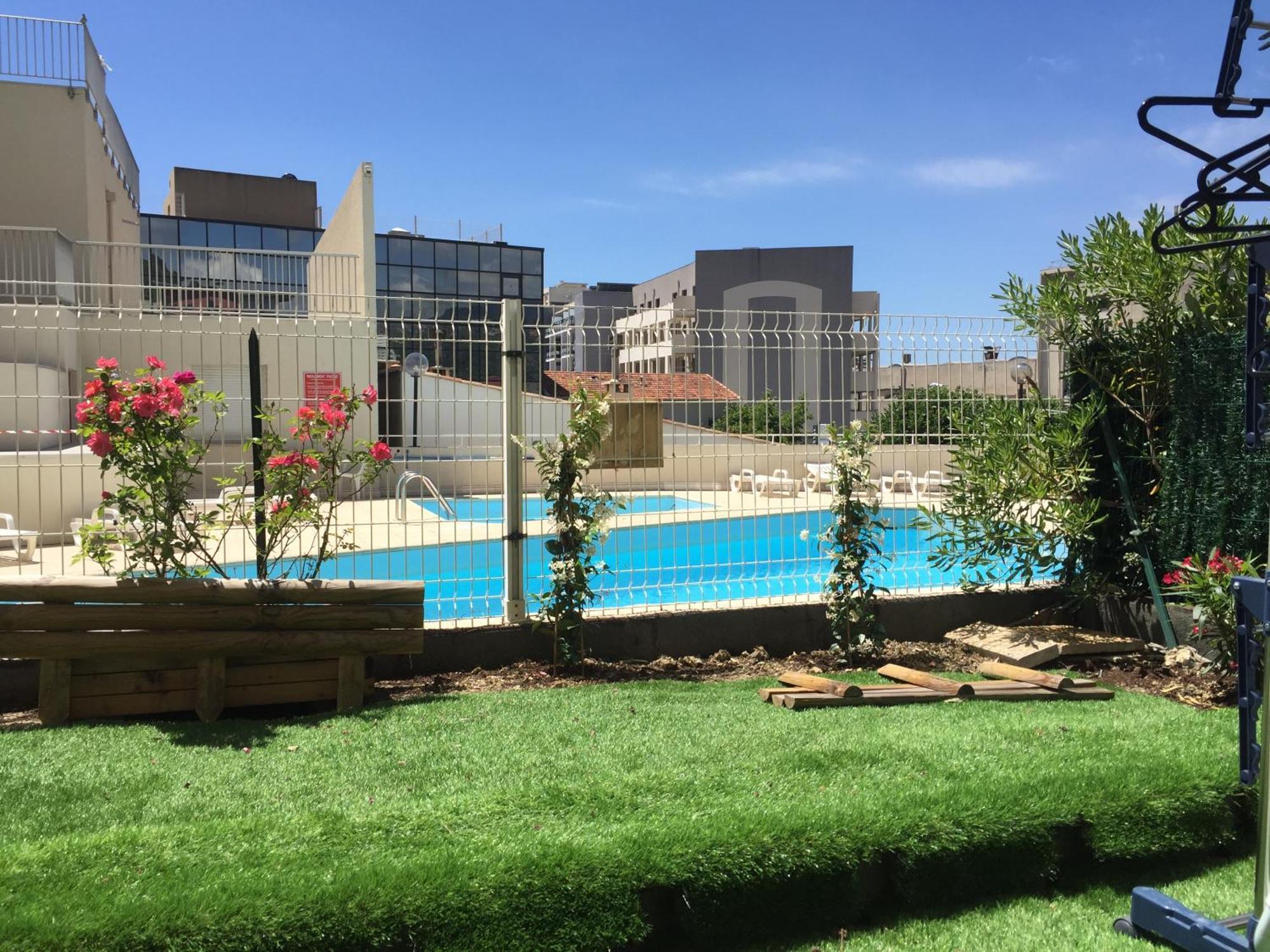 Apartment Beau 4p Dans De Standing Avec Piscine Nice