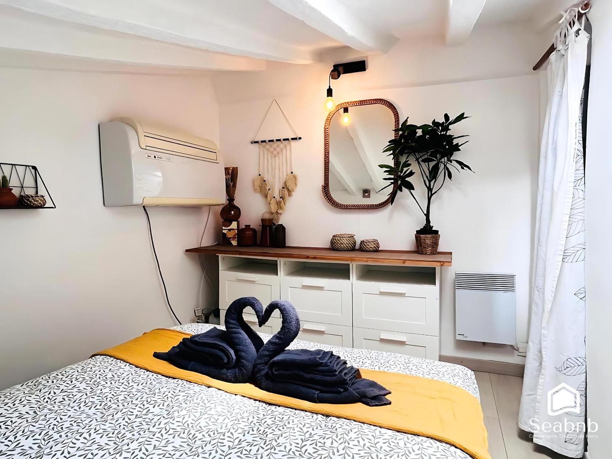 Little Nest - Old Town - Breakfast - Wifi - Ac